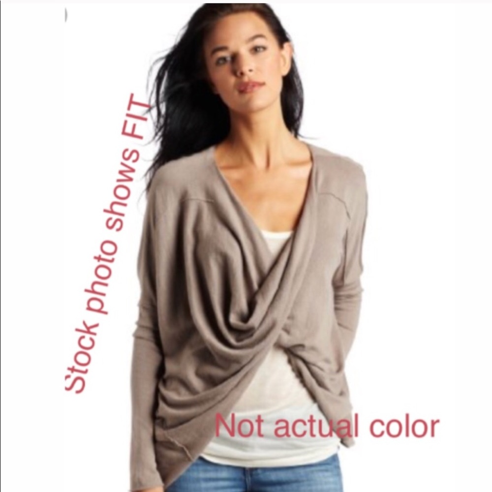 Kensie long sleeve knit sweater